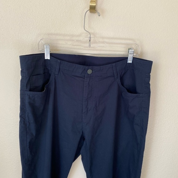 Faherty Men’s Movements Five Pocket Pants Navy Size 38 Lightweight Business Wear - Picture 5 of 10